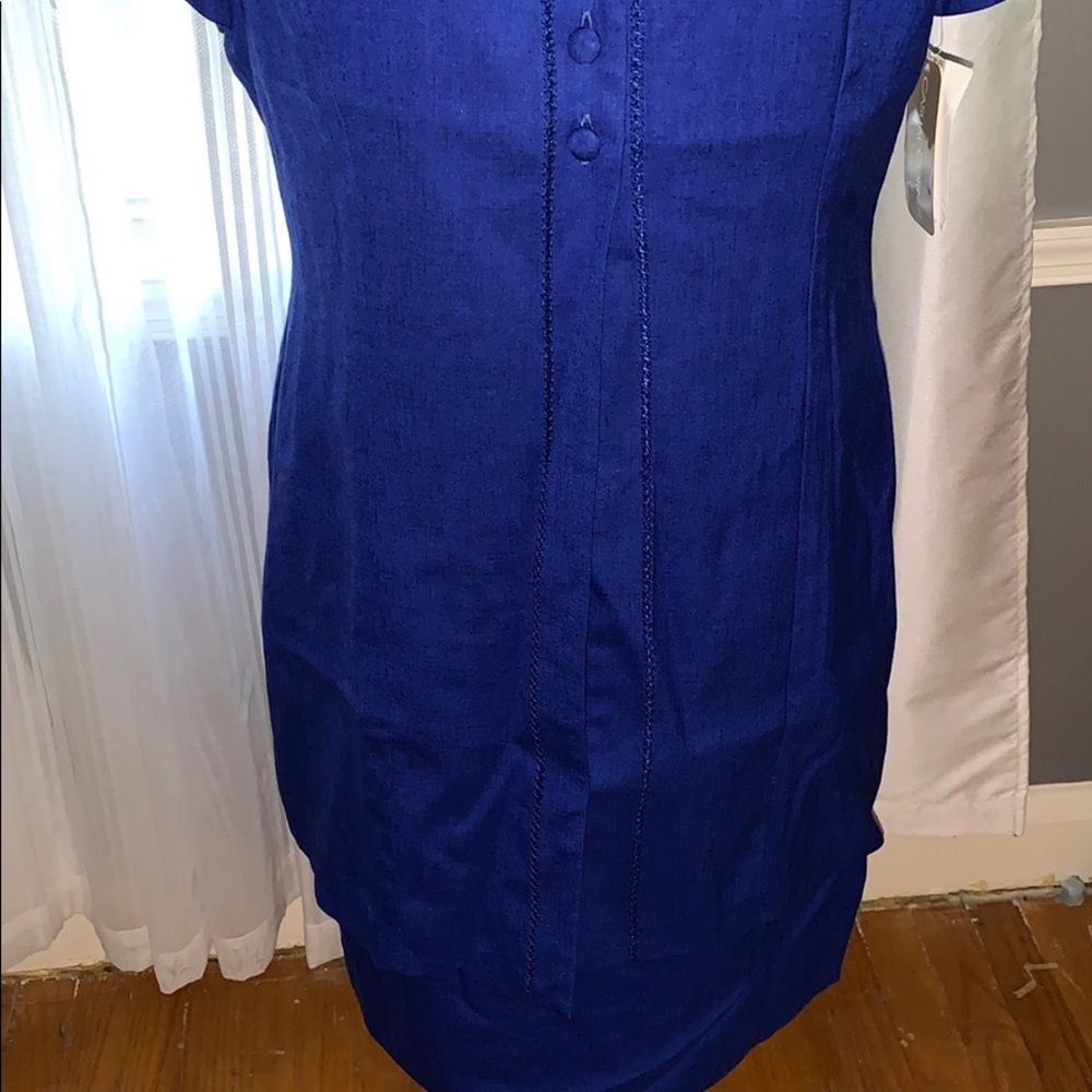 A classic dress treasure from Casual Corner! - Picture 2 of 6